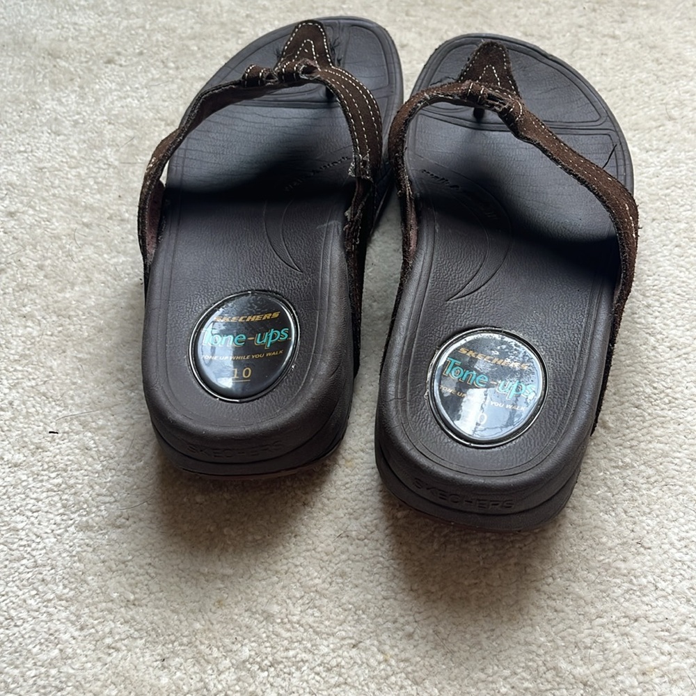 Sketchers tone up size 10 - Picture 3 of 5